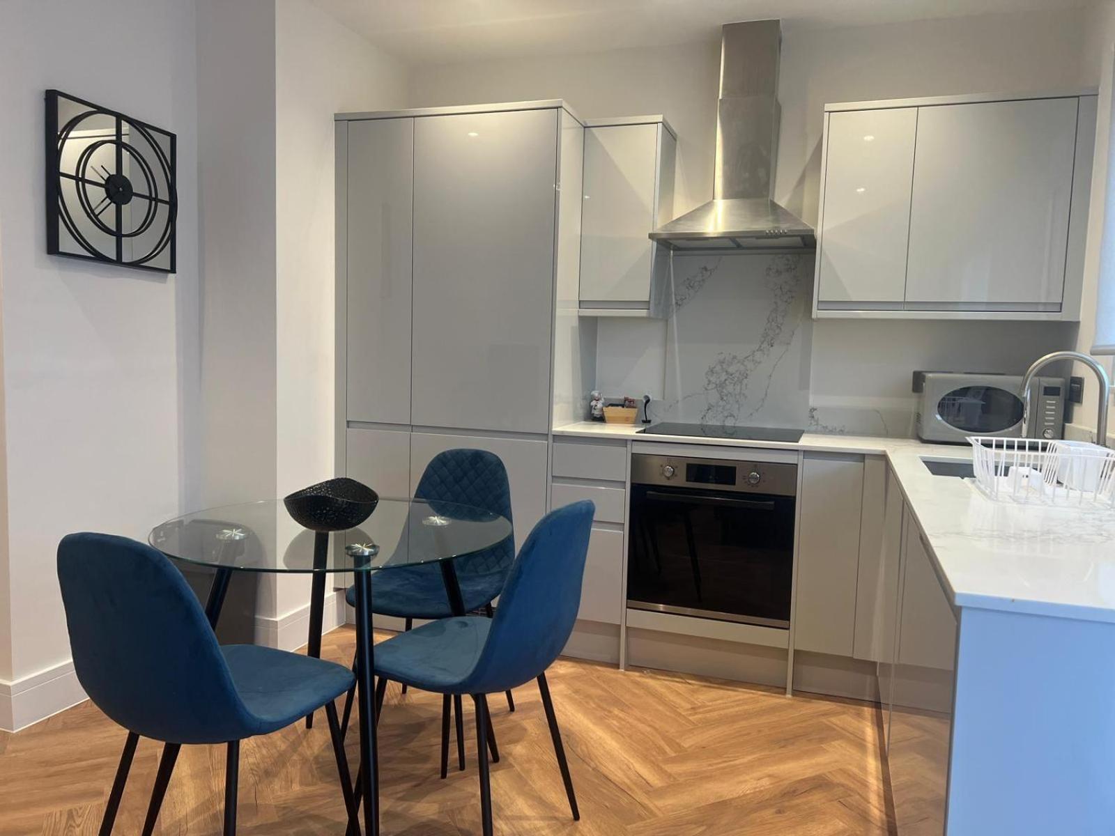 New 2 Bedroom Apartment Rickmansworth Town Centre Exteriör bild