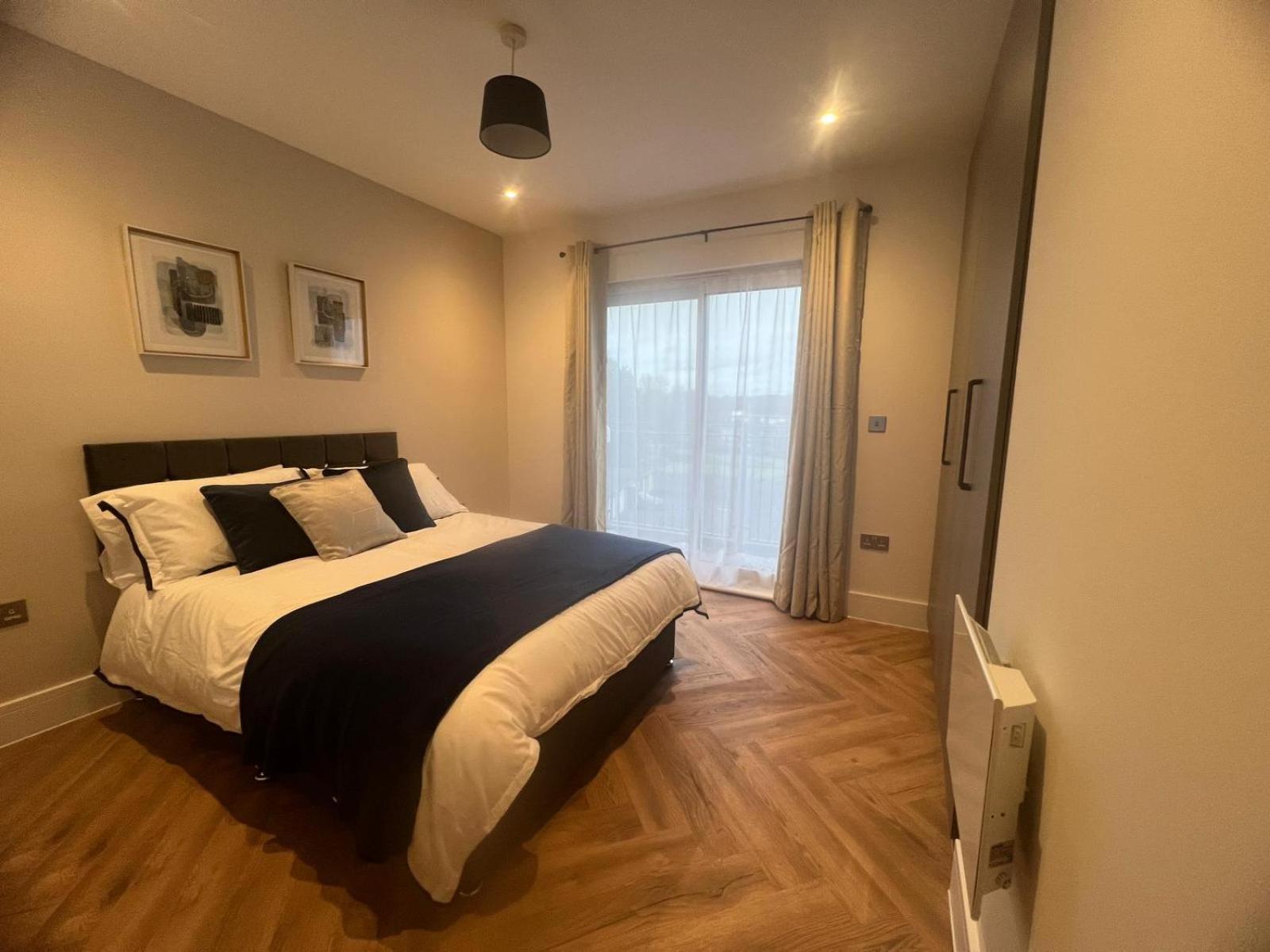 New 2 Bedroom Apartment Rickmansworth Town Centre Exteriör bild